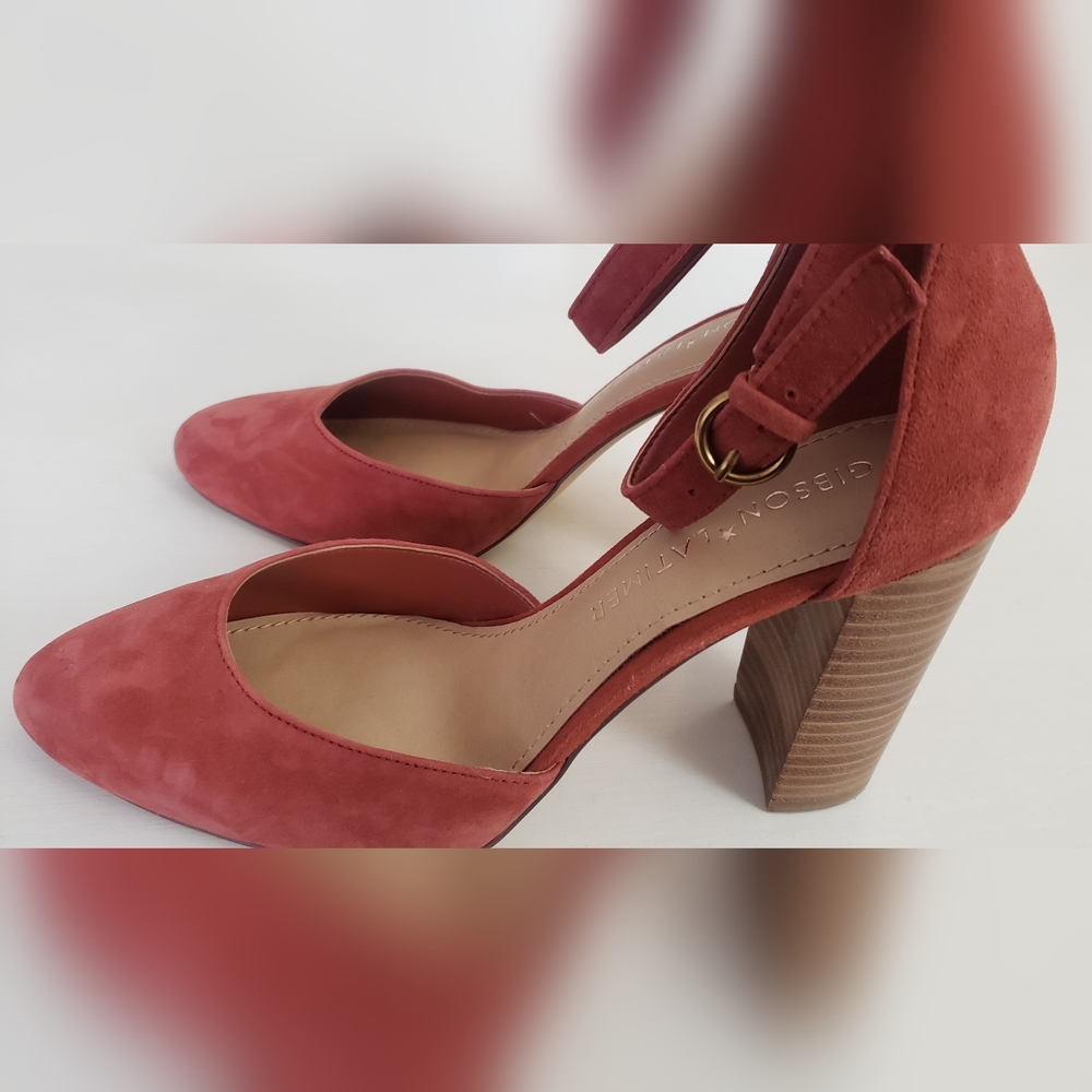 Gibson Latimer suede heels, Size 8.5, New without tags, Cognac